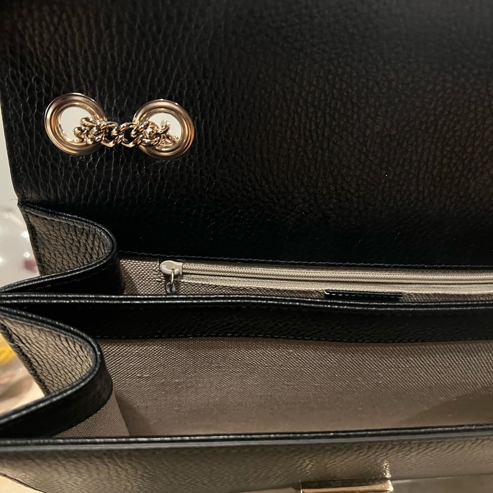 Gucci Handbag - Picture 3 of 8